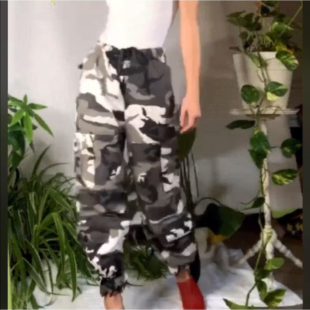 Camo pants